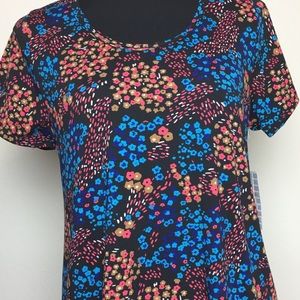 NWT LuLaRoe Classic T